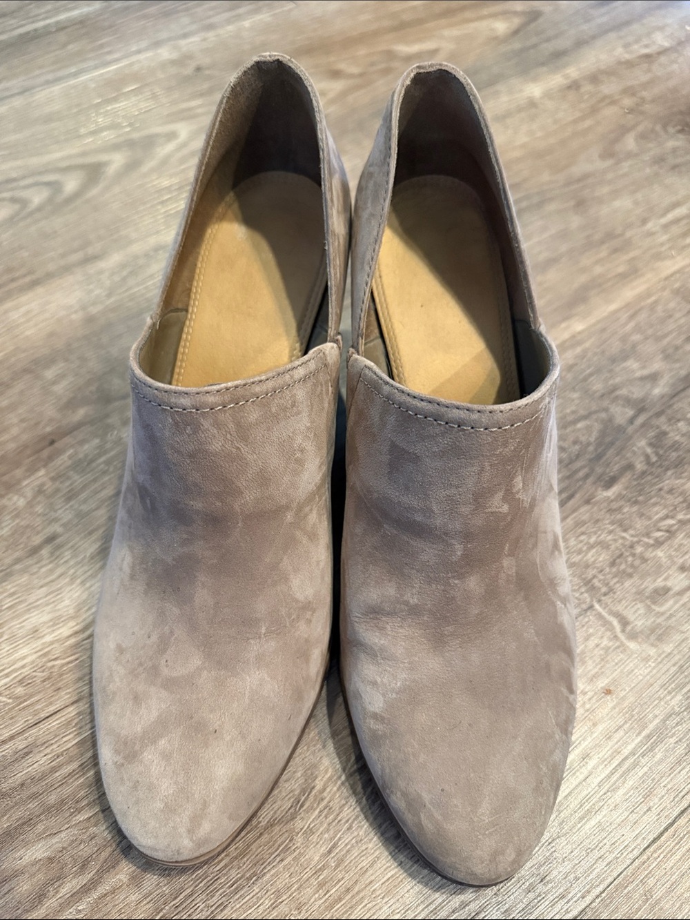 Gianni Bini Drive-In Tan Suede Block Heel Booties Size 9 - Picture 2 of 7